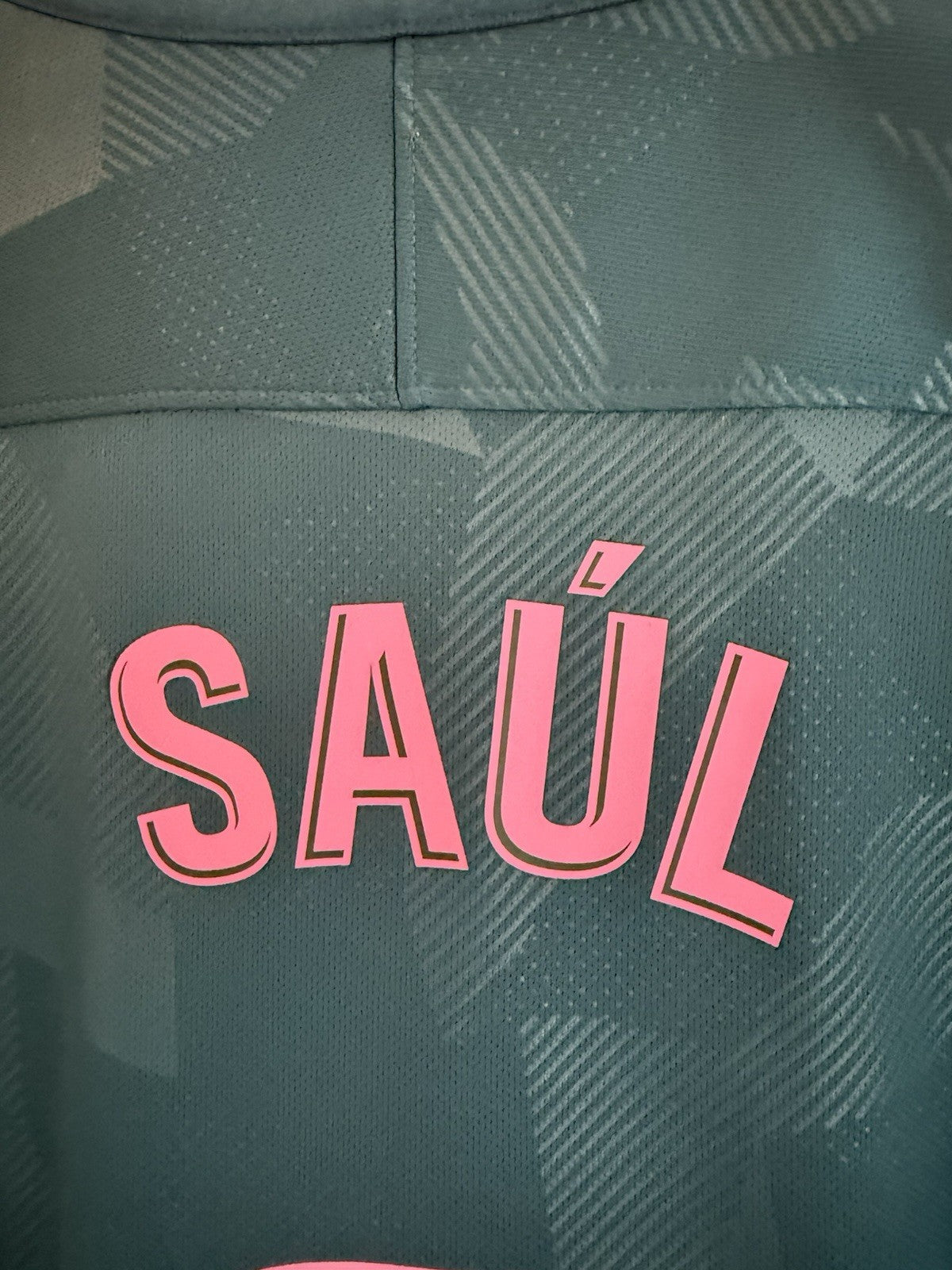 Atletico Madrid Saul #8 2017/18 Large 3rd Shirt Excellent Condition 851468-426