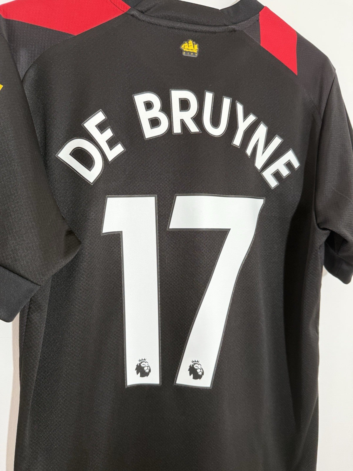 Man City De Bruyne #17 2022/23 Medium Away Shirt Excellent Condition 765722-02