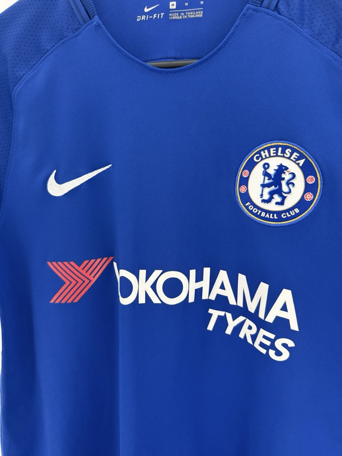 Chelsea Hazard #10 2017/18 Medium Home Shirt Nike Excellent Condition 905513-496