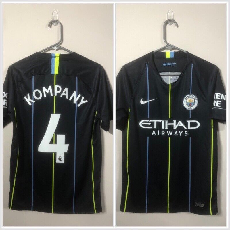 Kompany #4 Manchester City 2018/19 Small Away Shirt Nike Excellent Condition