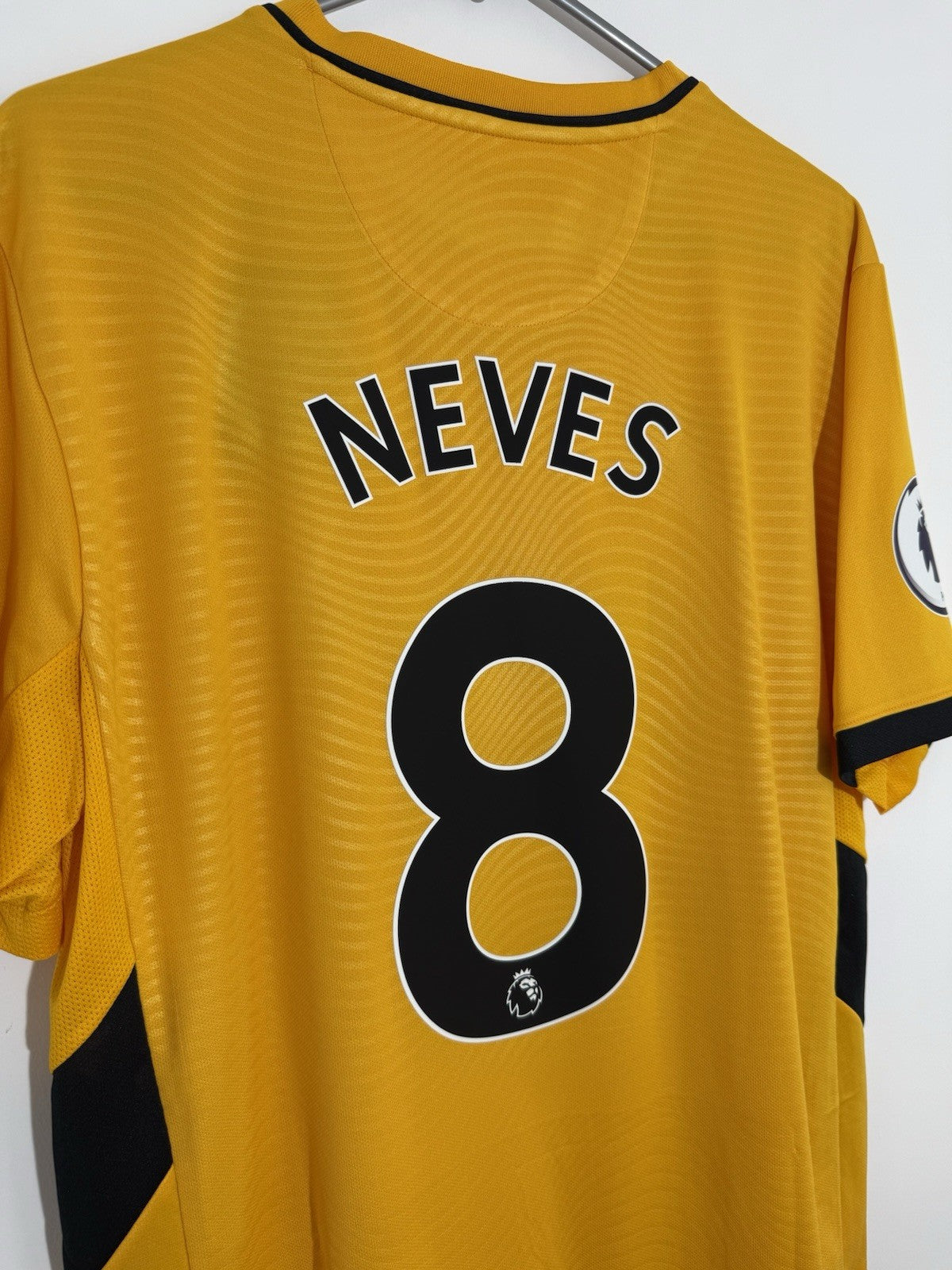 Wolverhampton Wanderers Neves #8 2021/22 Large Home Shirt Castore BNWT