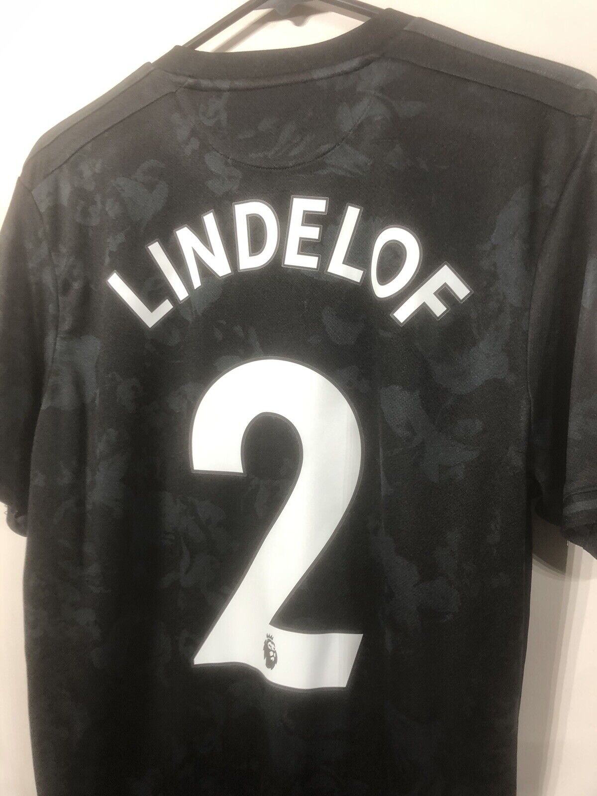 Lindelof #2 Manchester United 2019/20 3rd Medium Shirt Adidas Excellent Conditio