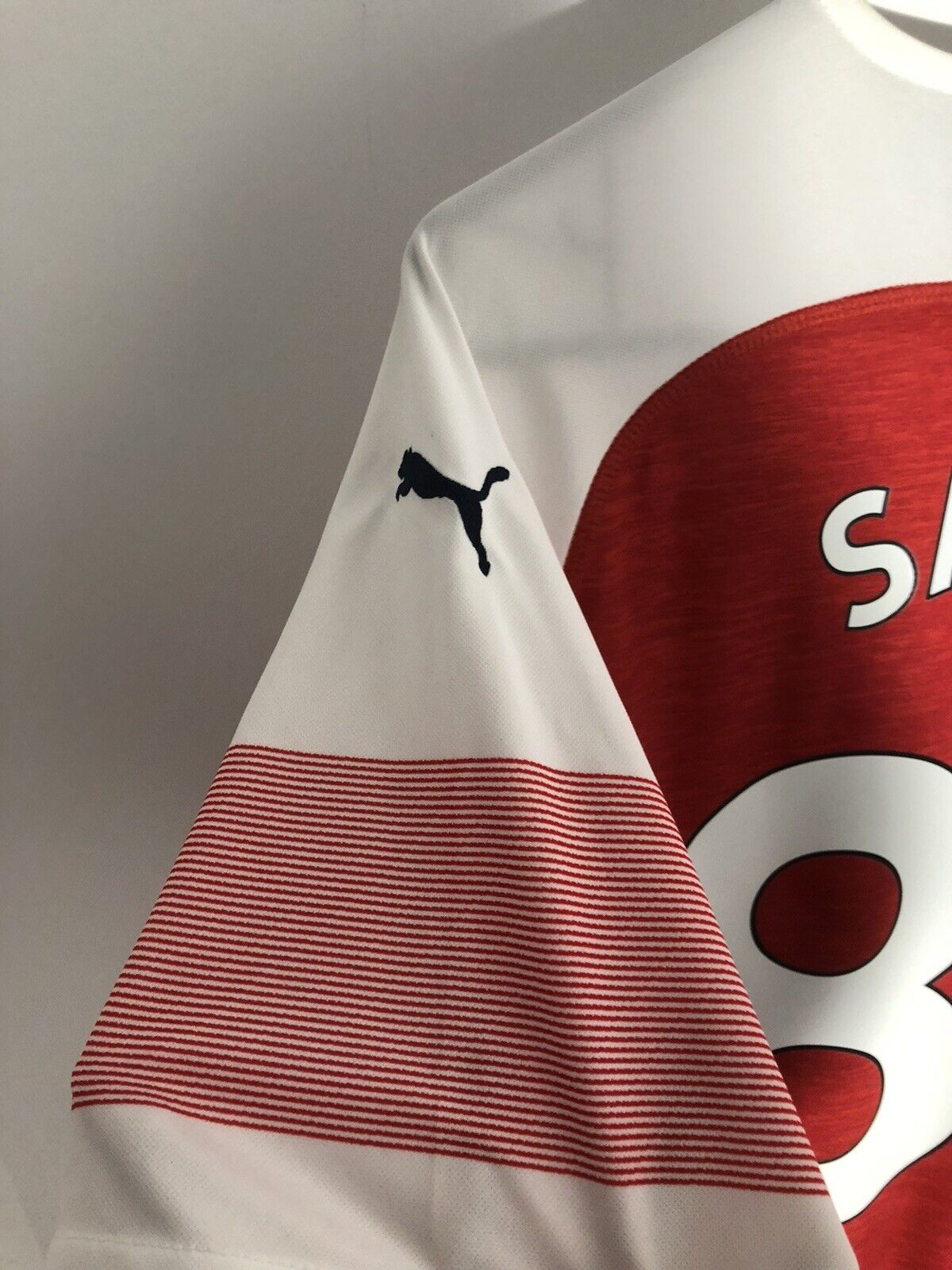 Saka #87 Arsenal 2018/19 Large Home Shirt Puma Excellent Condition 753209-12