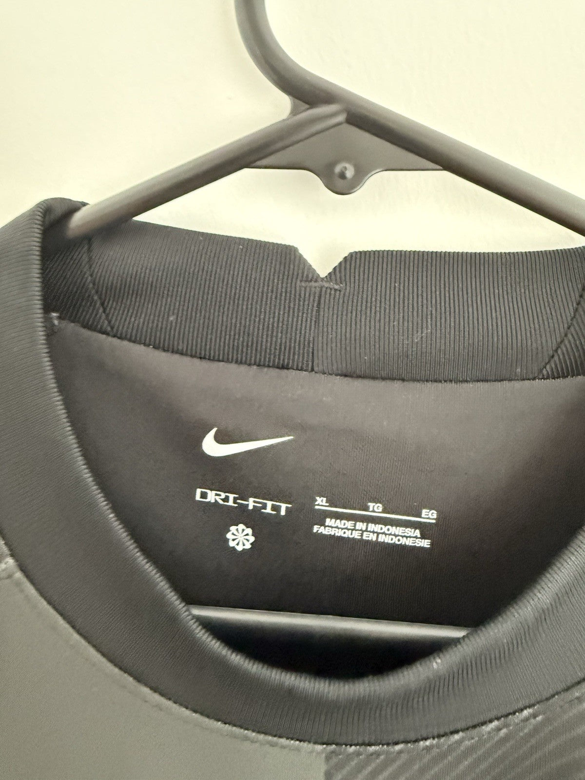 Liverpool A. Becker #1 2021/22 XL 3rd GK Excellent Condition DB2559-011