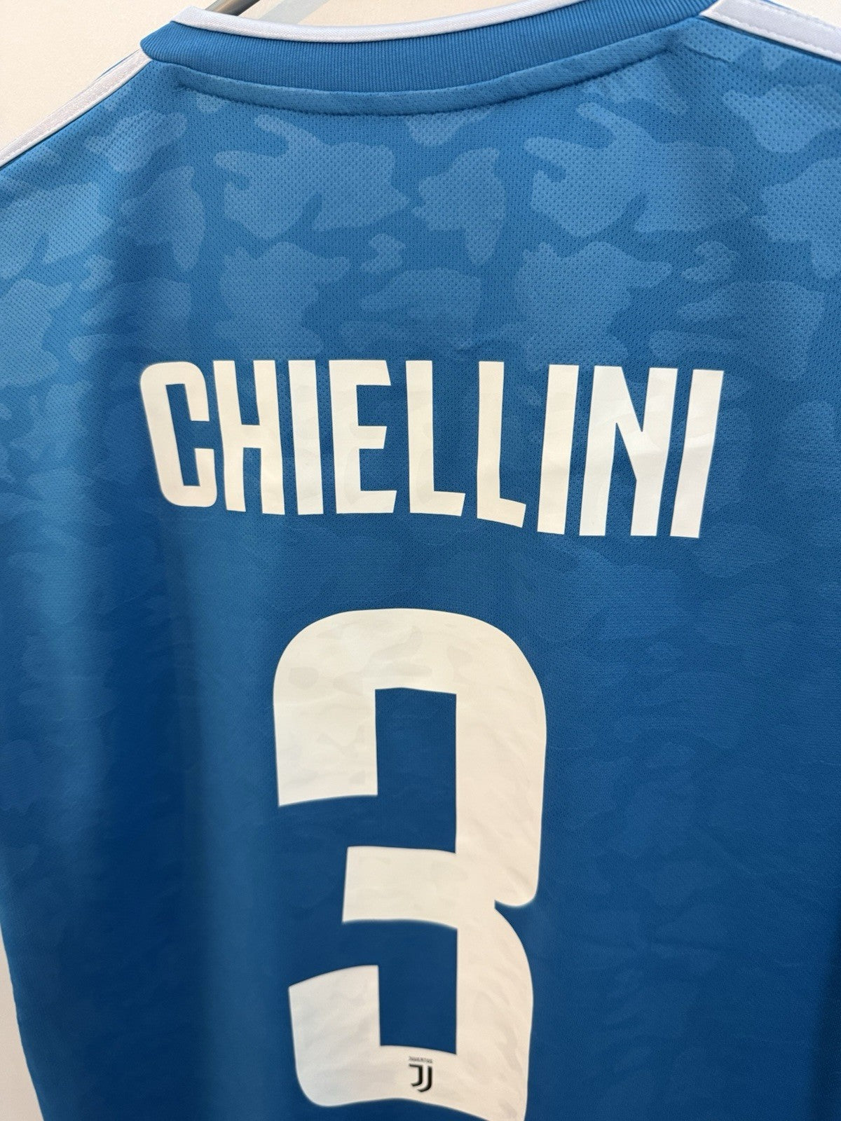 Juventus Chiellini #3 2019/20 Medium 3rd Shirt Adidas BNWT DW5471