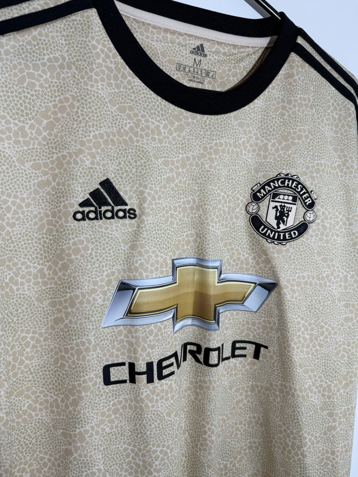 Manchester United Shaw #23 2019/20 Medium Away Shirt Excellent Condition ED7388