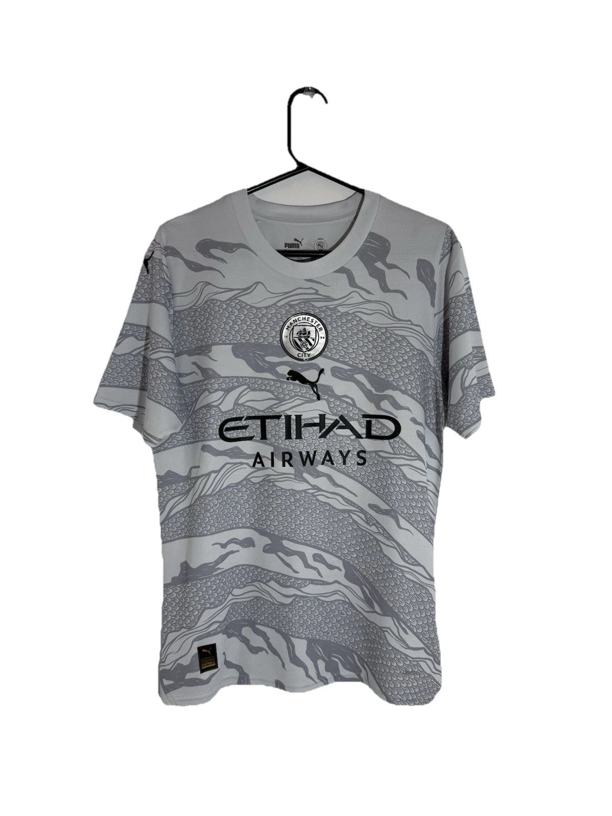 Man City De Bruyne #17 2023/24 CNY Medium Home Excellent Condition 759202-01