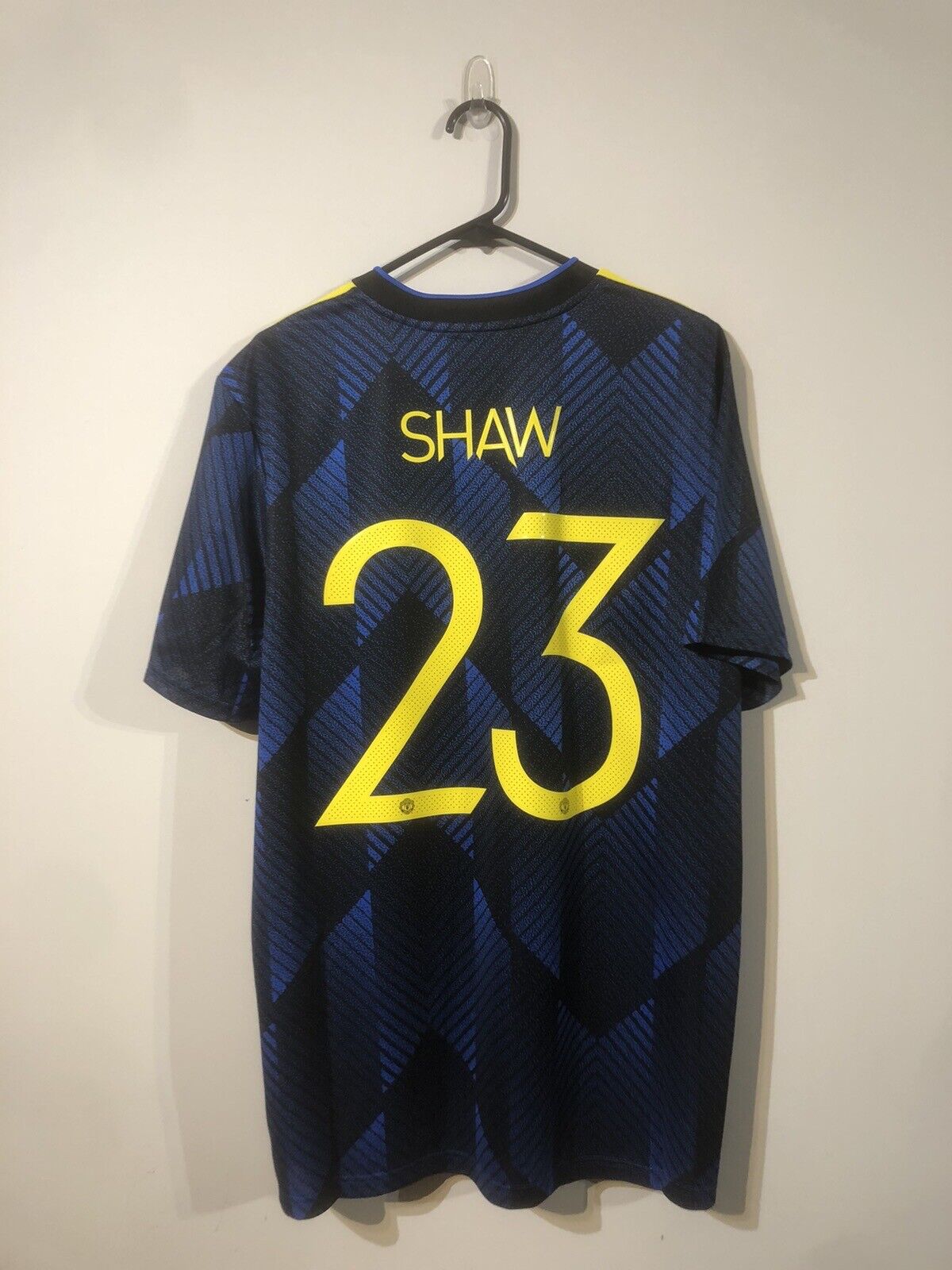 Shaw #23 Manchester United X-Large 2021/22 3rd Shirt BNWT