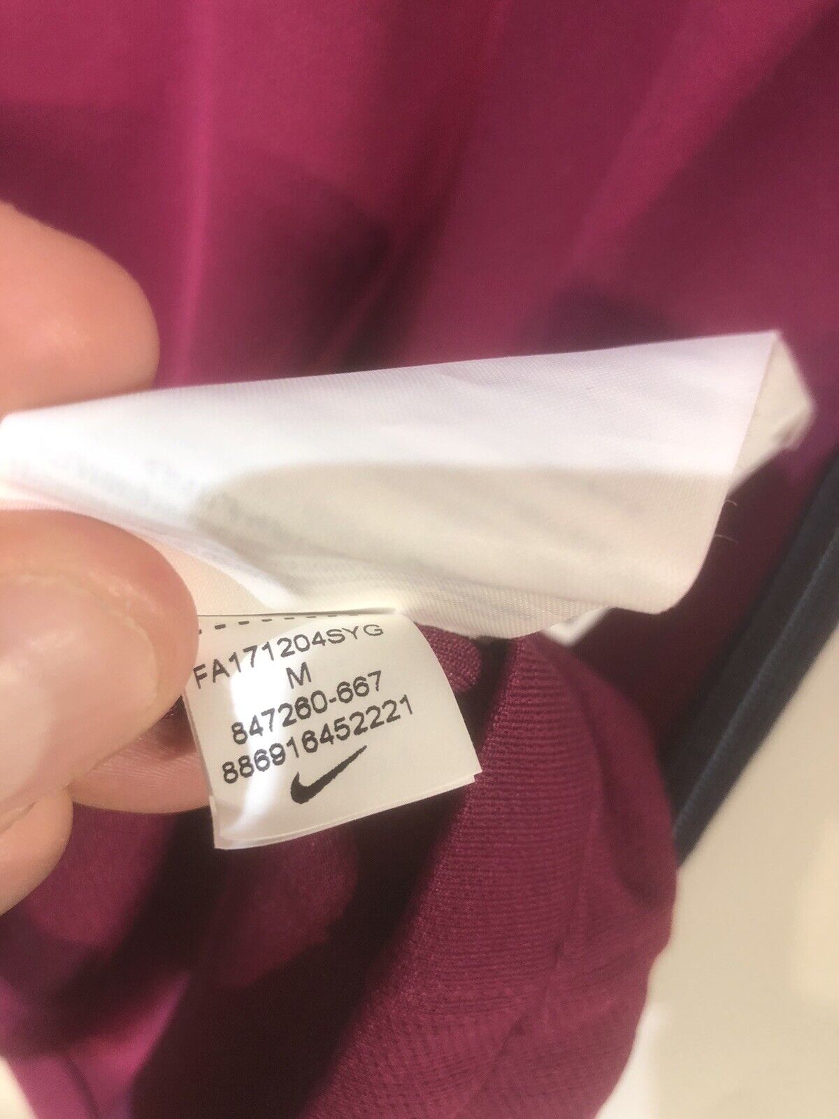 Gundogan #8 Manchester City 2017/18 Medium Away Football Shirt Nike BNWT