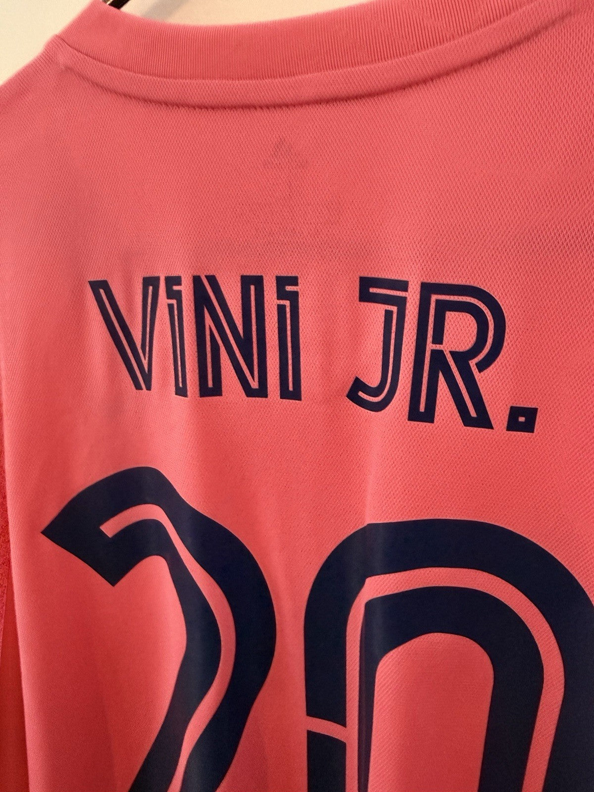 Real Madrid Vinicius Jr #20 2020/21 Large Away Football Shirt BNWT GI6463
