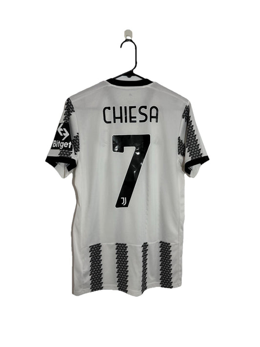 Juventus Chiesa #7 2022/23 Small Home Shirt Adidas Excellent Condition H38907