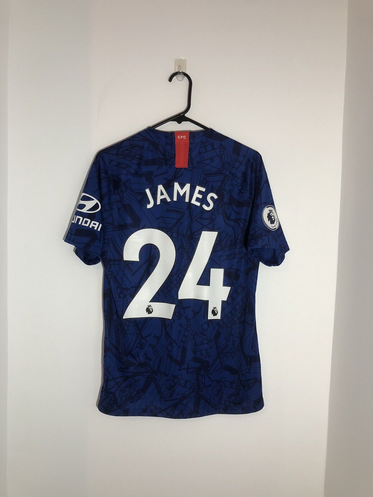James 24 Chelsea Medium 2019 20 Home Shirt Excellent Condition AJ5529 495