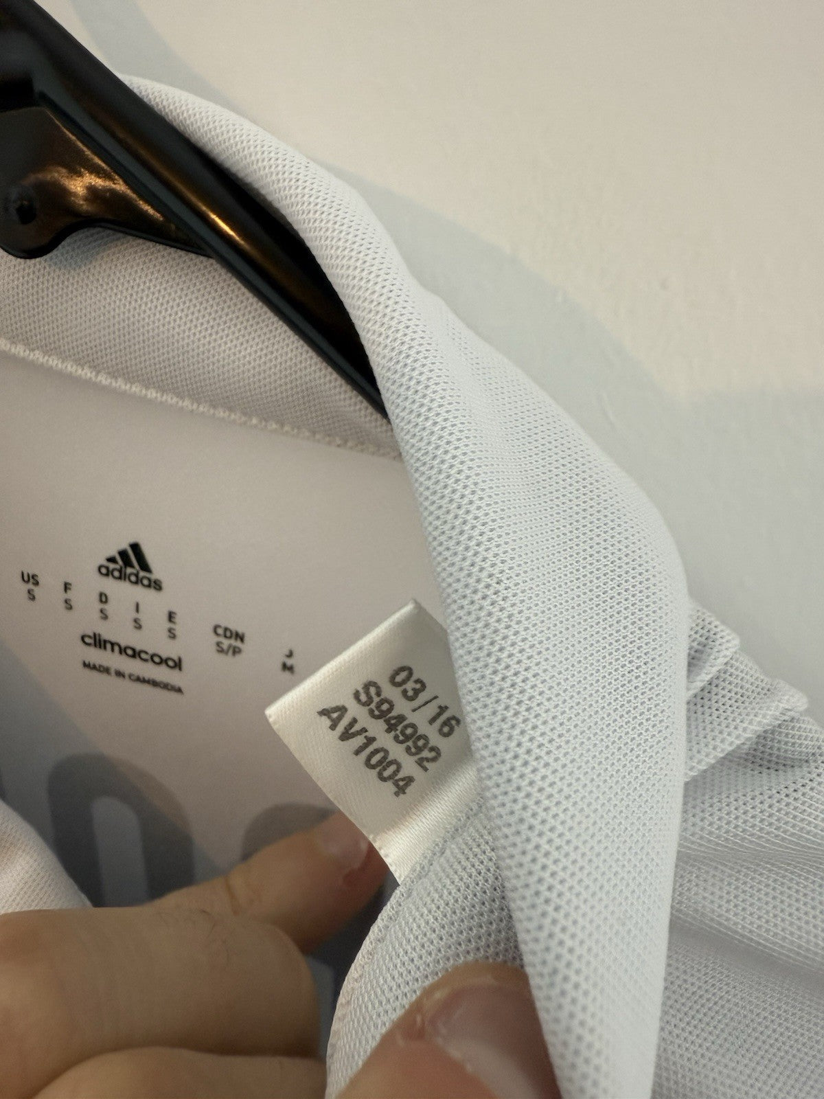 Real Madrid Kroos #8 2016/17 Small Home Shirt Excellent Condition S94922