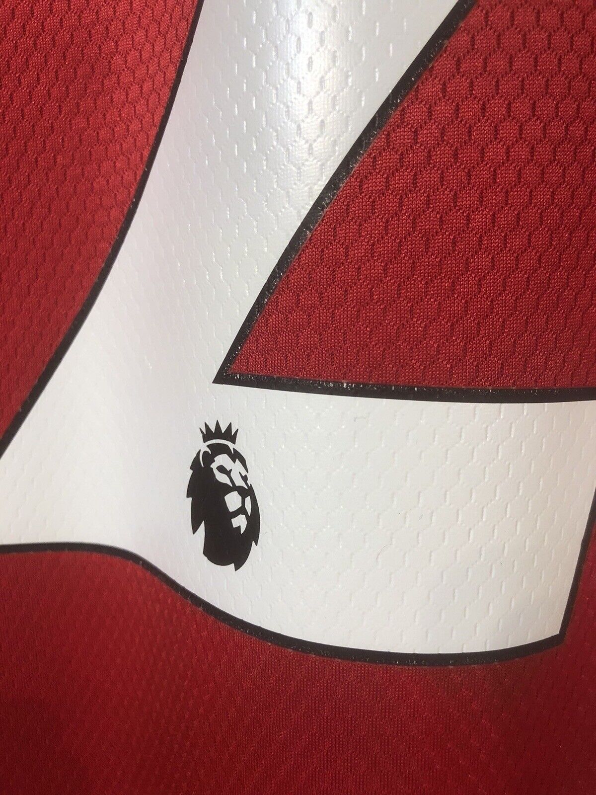 Shaw #23 Manchester United Medium 2019/20 Home Shirt Excellent Condition