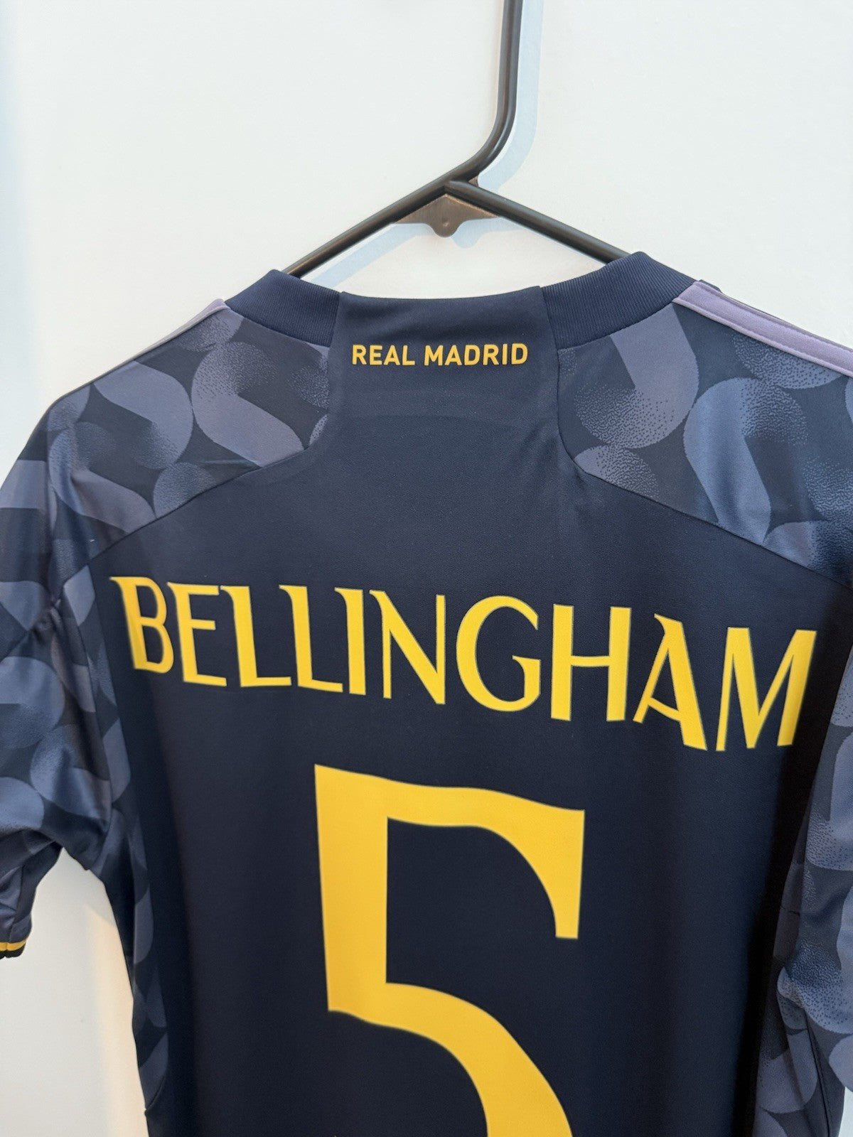 Real Madrid Bellingham #5 2023/24 Small Away Shirt Excellent Condition IJ5901