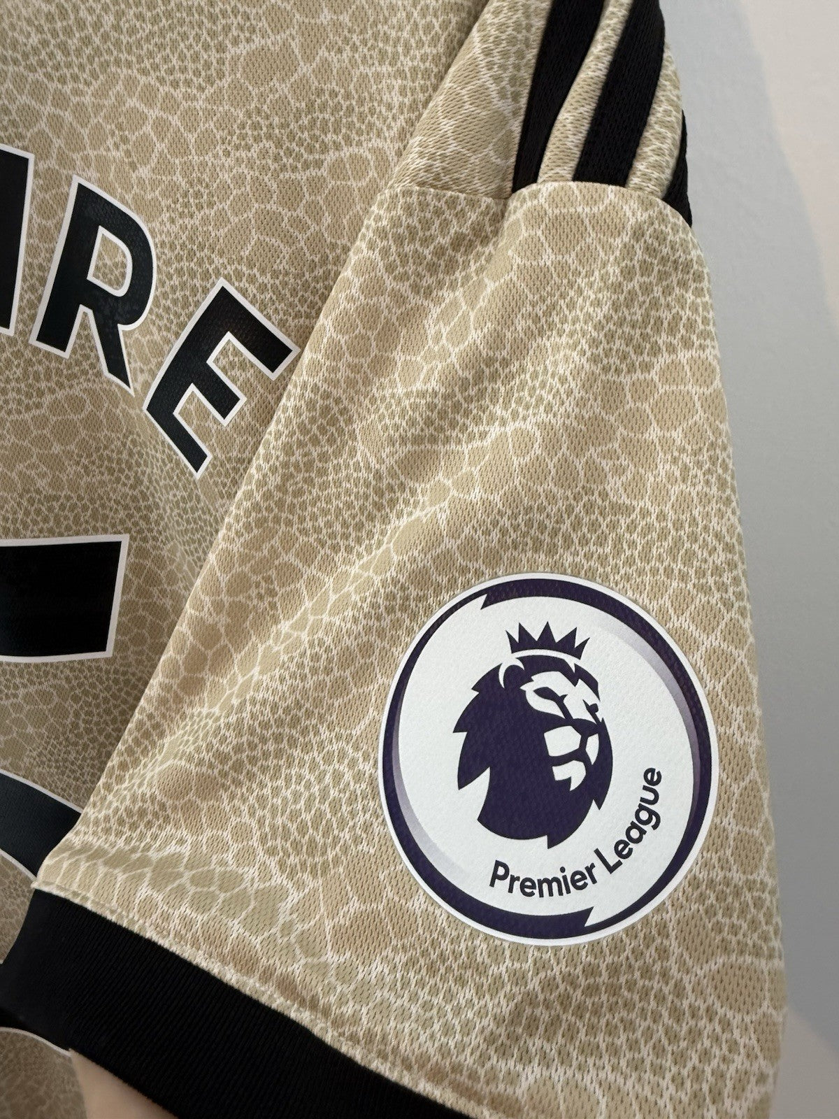 Manchester United Maguire #5 2019/20 Large Away Shirt Excellent Conditon ED7388