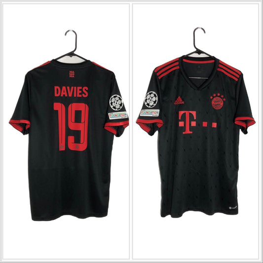 Davies 19 Bayern Munich 2022 23 Large 3rd Shirt Excellent Condition H39907