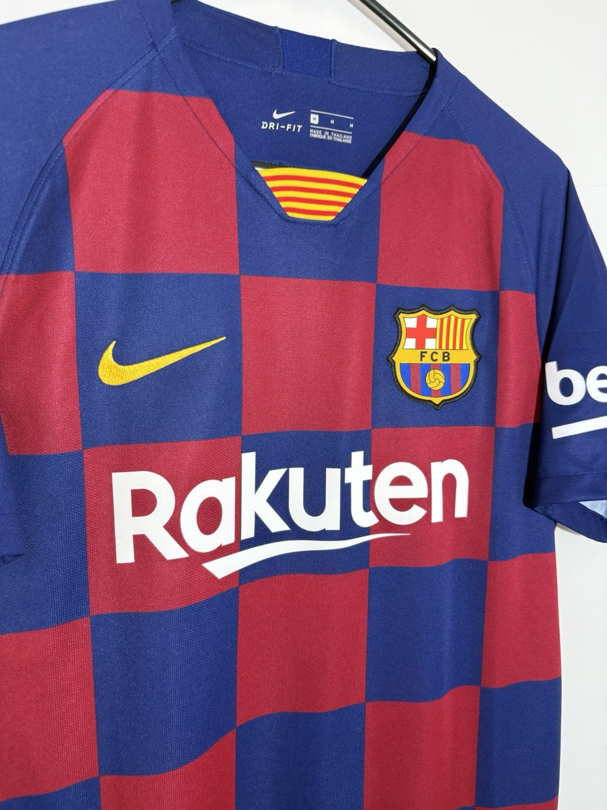 Barcelona Suarez #9 2019/20 Medium Home Shirt Excellent Condition AJ5532-456