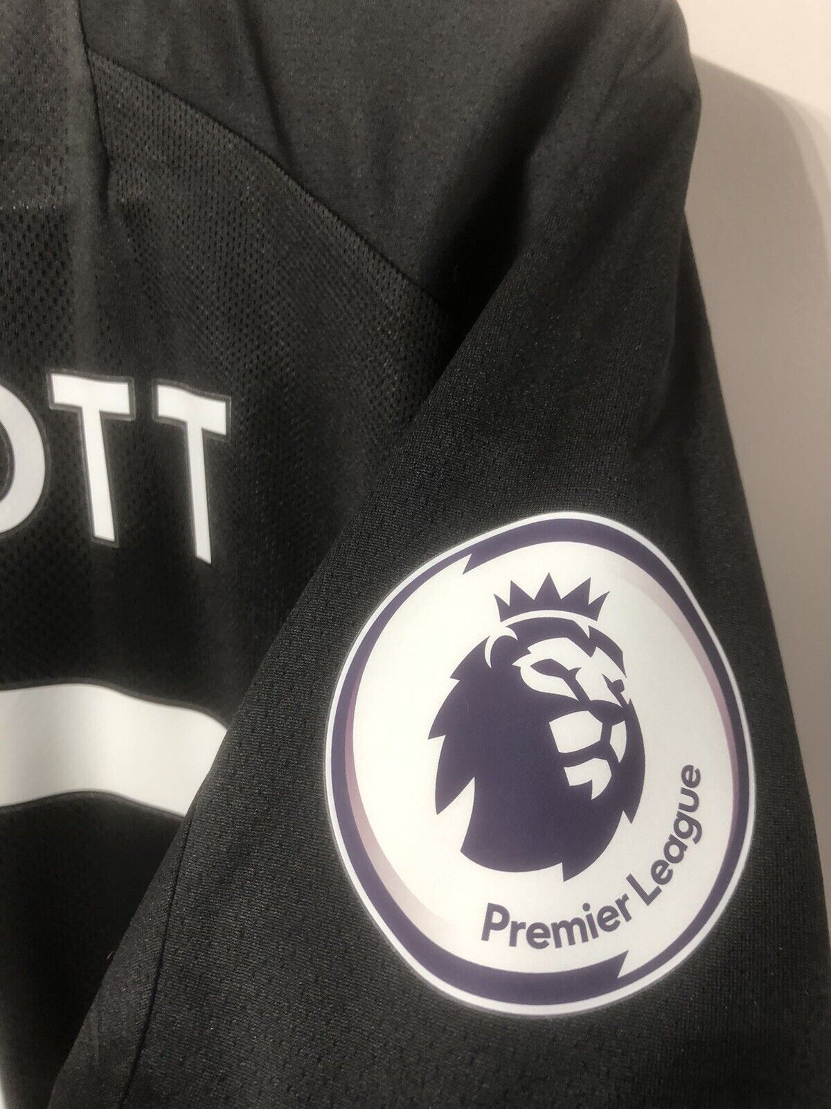 Elliott #67 Liverpool Large 2019/20 3rd Shirt Jersey New Balance BNWT