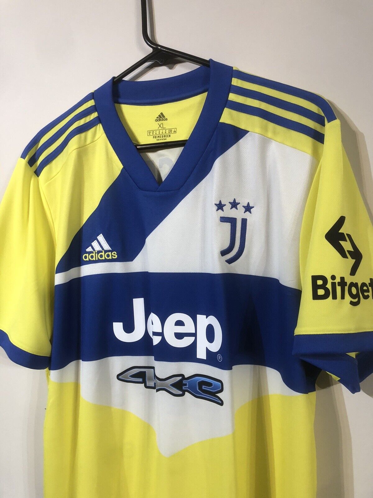 Kulusevski #44 Juventus 2021/22 X-Large 3rd Football Shirt Adidas BNWT