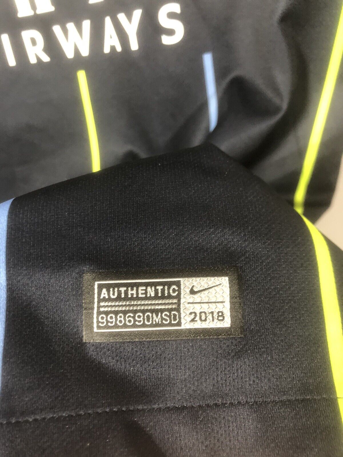 Kompany #4 Manchester City 2018/19 Small Away Shirt Nike Excellent Condition