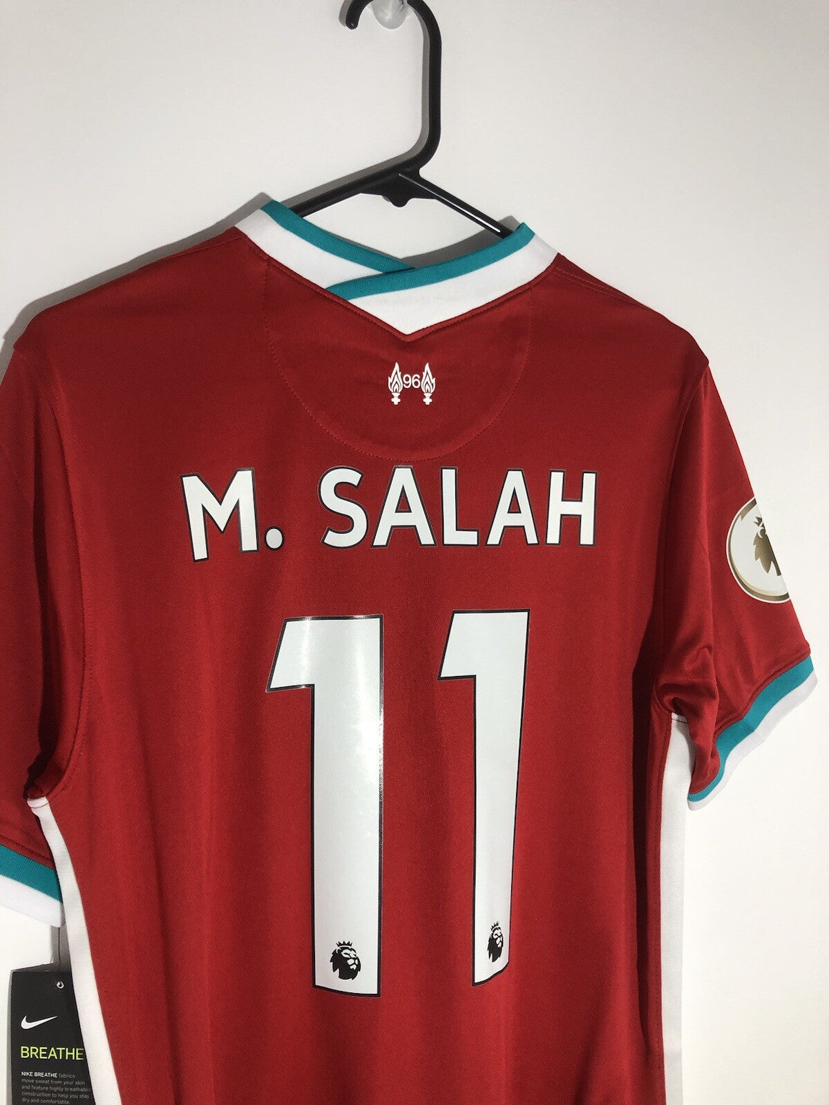 Liverpool M Salah #11 2020/21 Medium Home Shirt BNWT CZ2636-687
