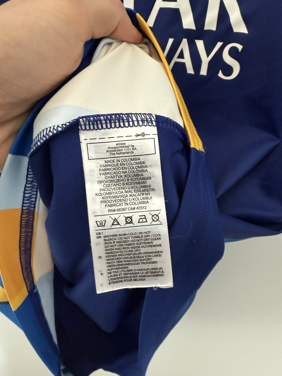 Boca Juniors 2021 Medium 3rd Shirt Adidas Excellent Condition GK3173