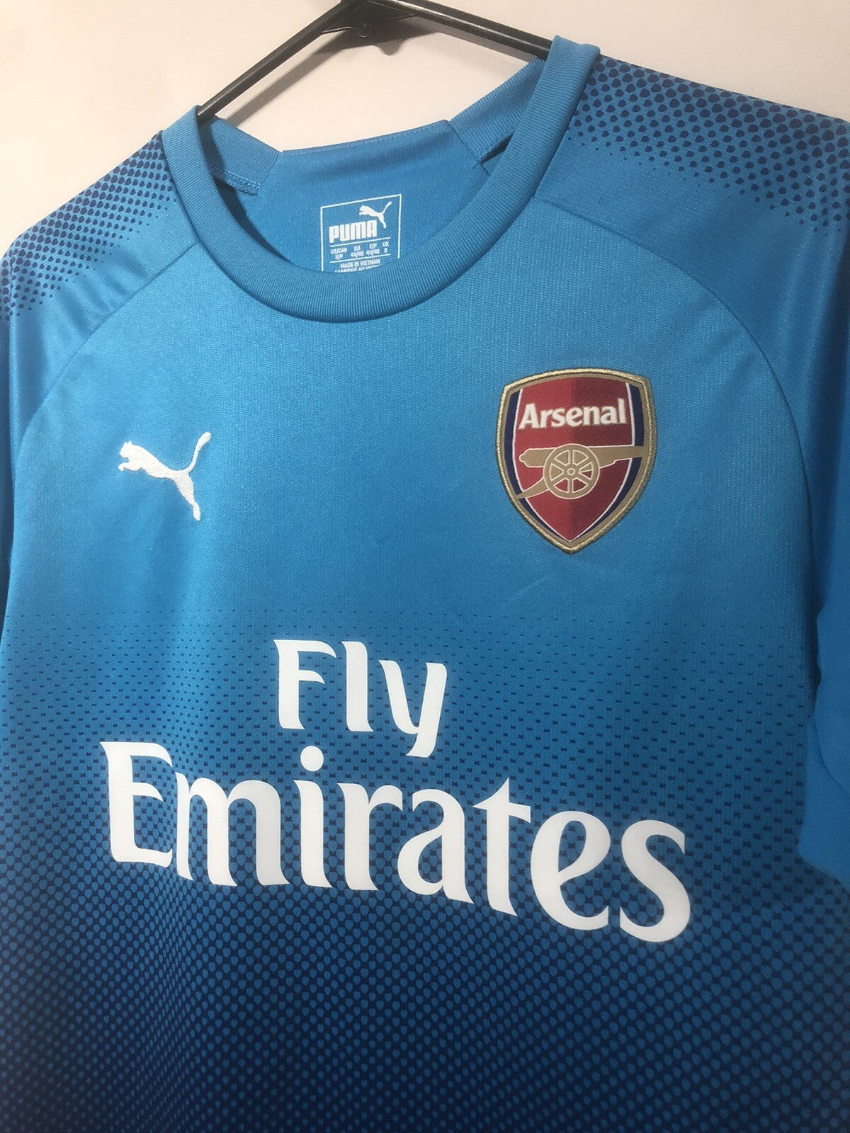 Arsenal Ozil #11 2017/18 Small Away Shirt Puma Excellent Condition 751512
