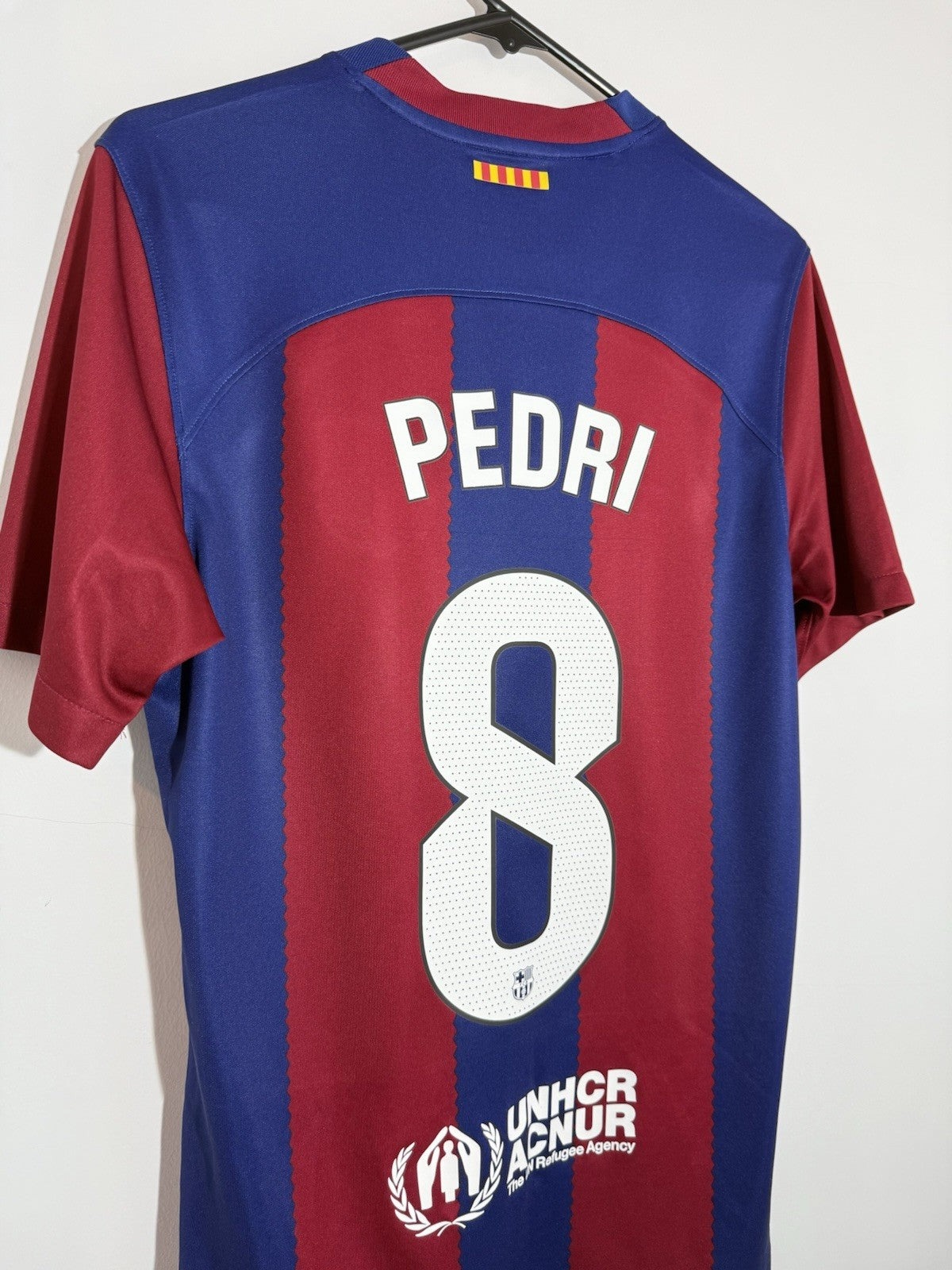 Barcelona Pedri #8 2023/24 Small Home Shirt Excellent Condition DX2687-456