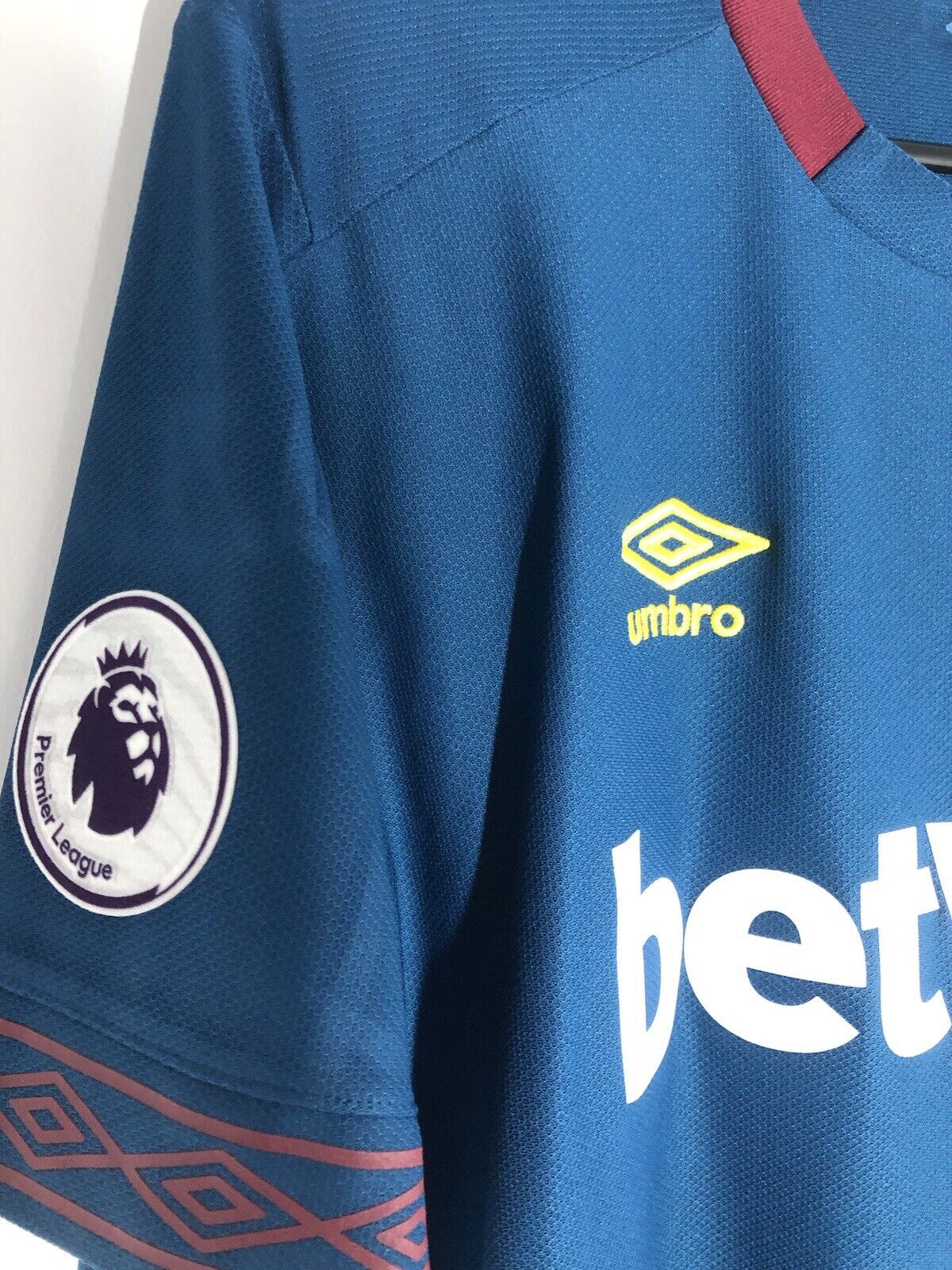 Noble 16 West Ham United 2018 19 Large 3rd Shirt Umbro Excellent Condition