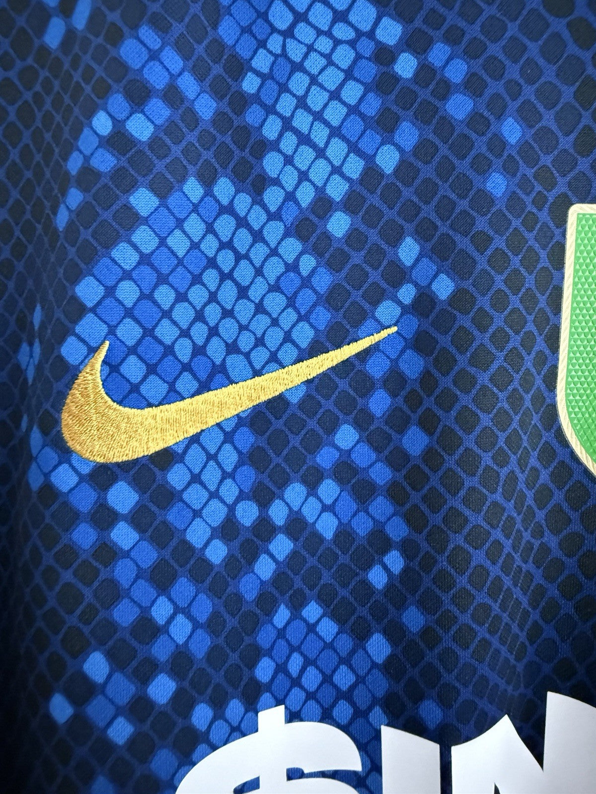Inter Milan Dumfries #2 2021/22 Small Home Shirt Excellent Condition CV7900-414