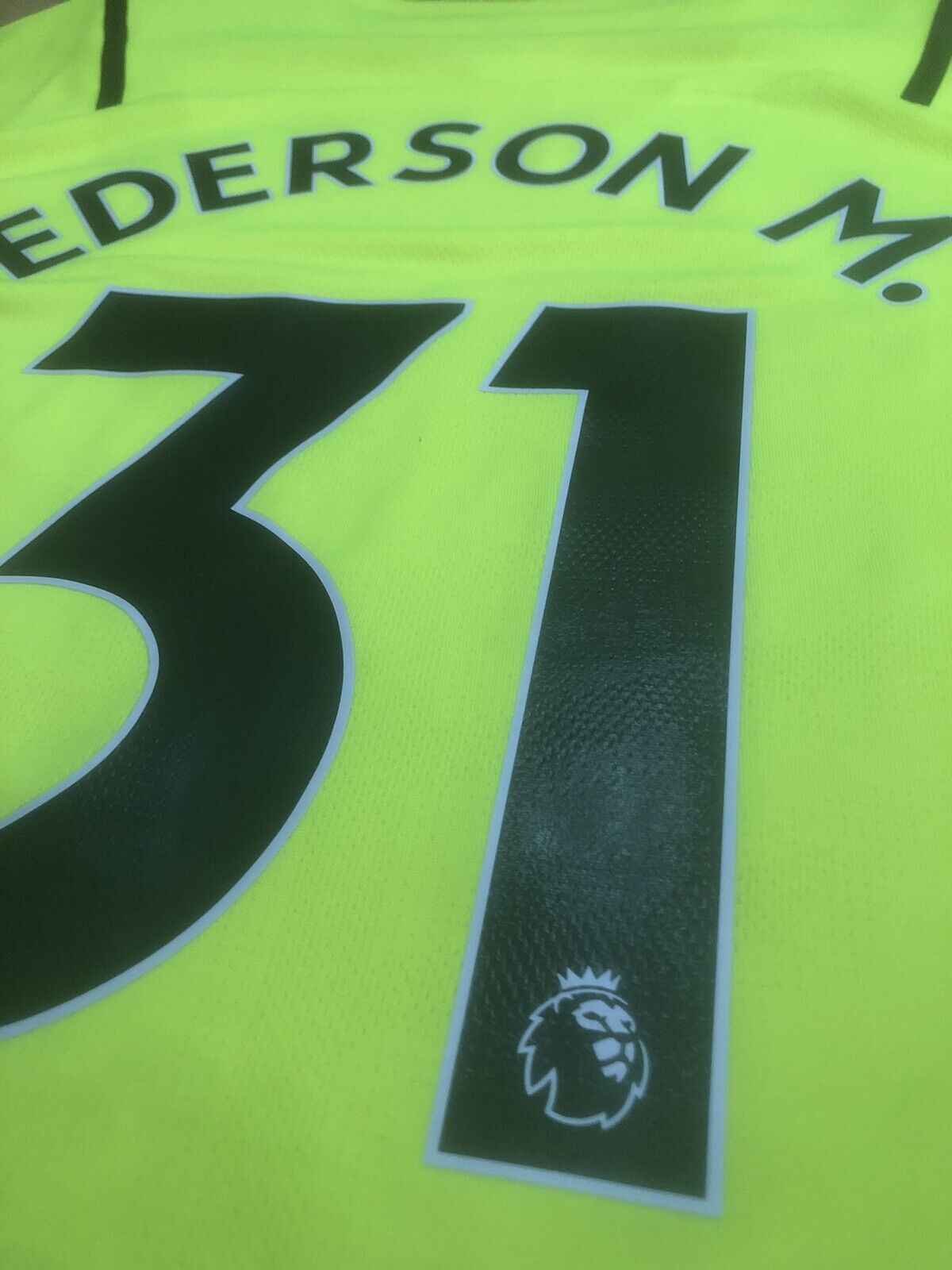 Ederson 31 Man City 2021 22 Large Authentic 3rd Gk Excellent Condition 759185 99