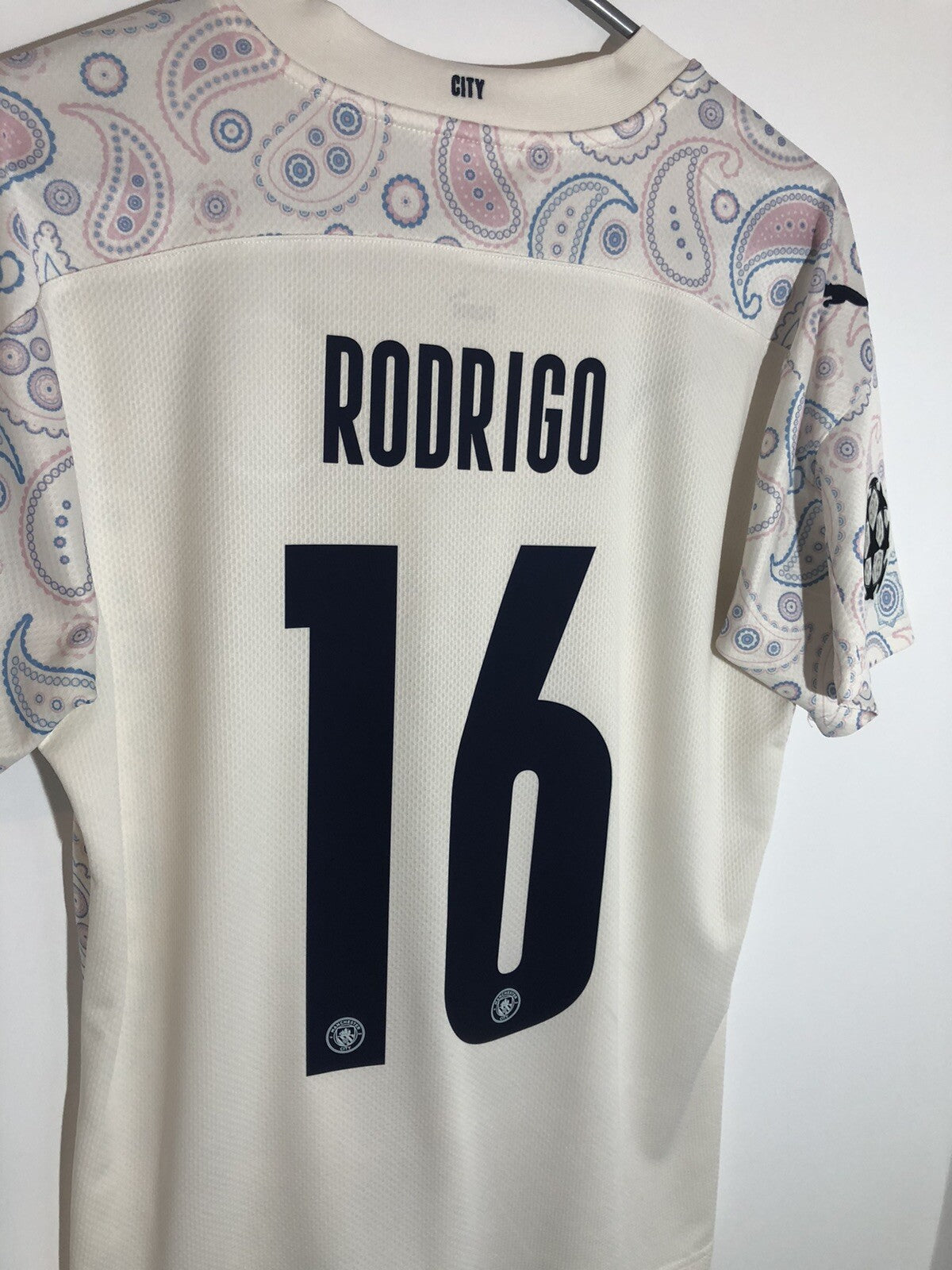 Manchester City Rodrigo #16 2020/21 Medium CL 3rd Excellent Condition 757095-03