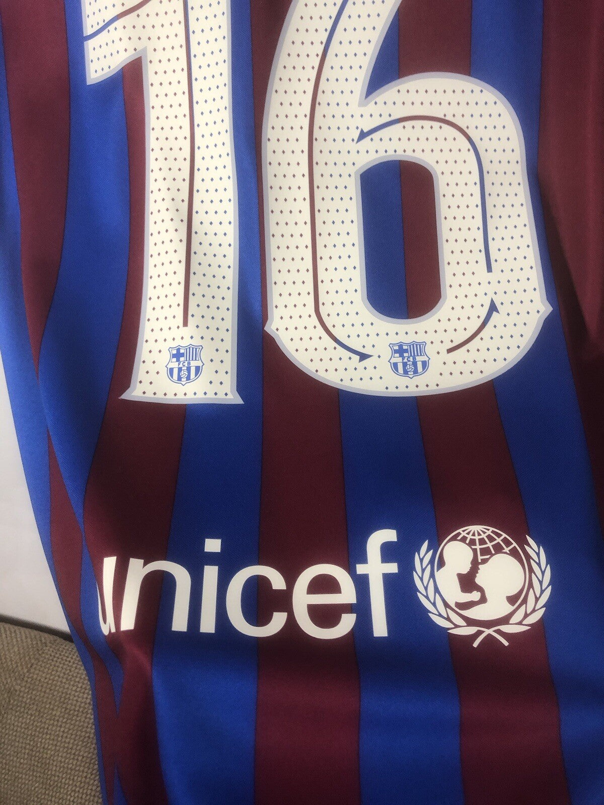 Barcelona Pedri #16 2021/22 Medium Europa League Home Shirt BNWT CV7891-428
