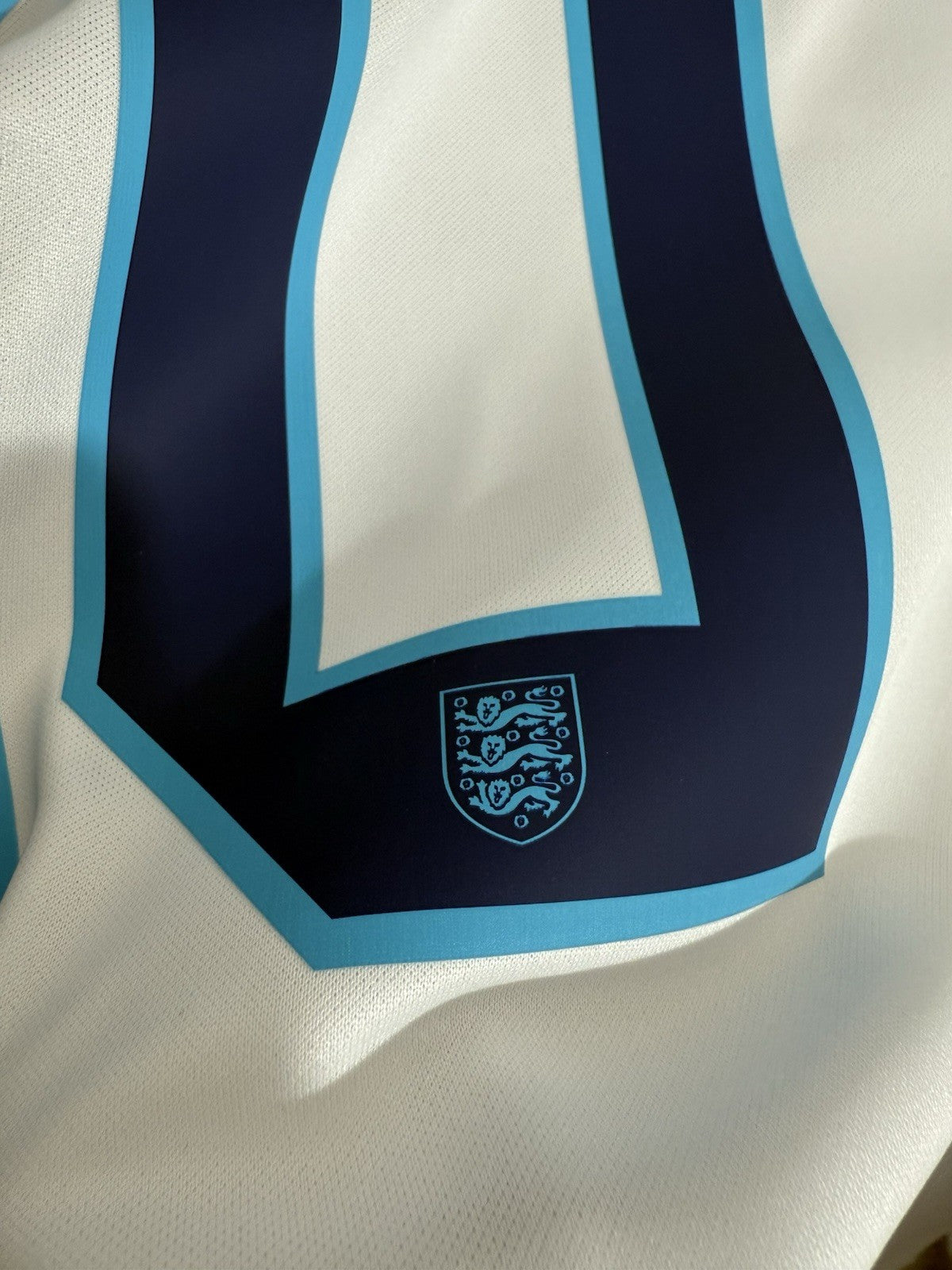 England Foden #20 2022 Small Home Shirt Excellent Condition DN0687-100