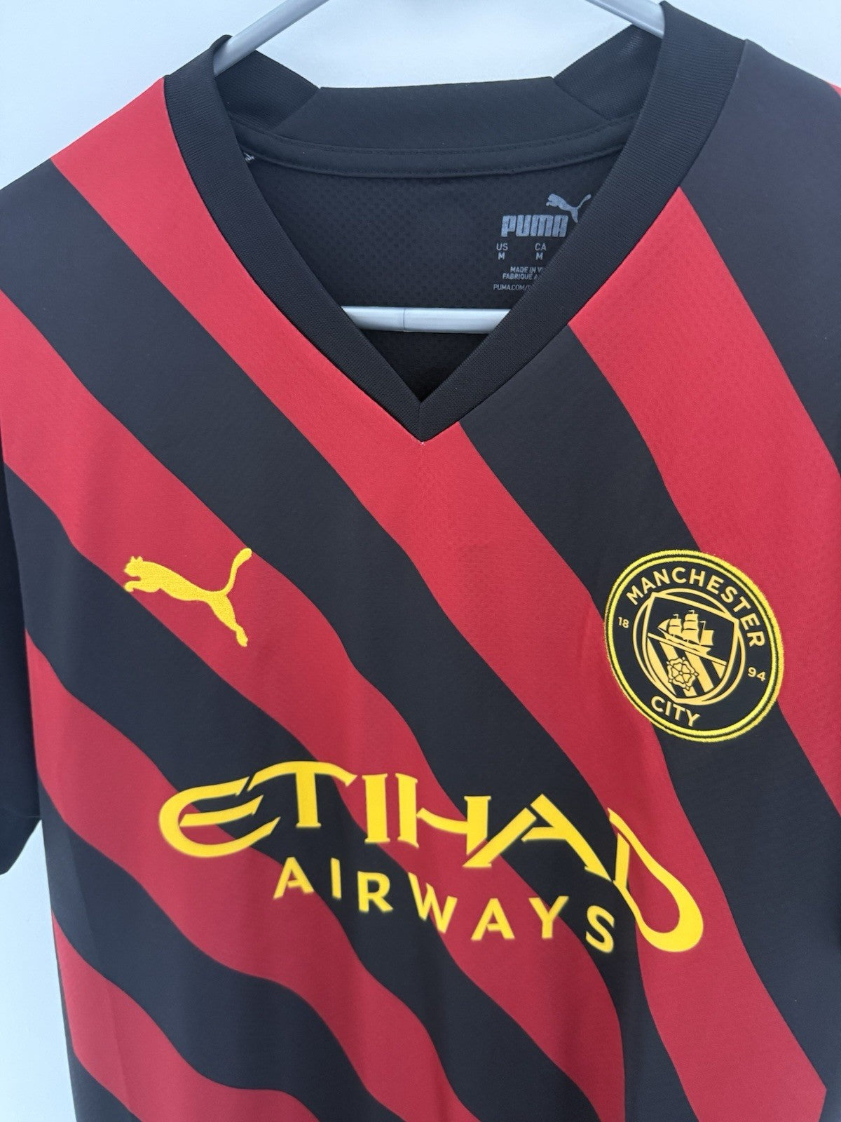 Manchester City Haaland #9 2022/23 Medium Away Shirt BNWT 765722-02