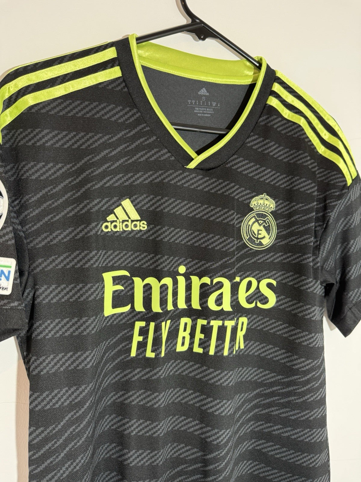 Real Madrid Rodrygo #21 2022/23 Small 3rd CL Shirt Excellent Condition HI1656