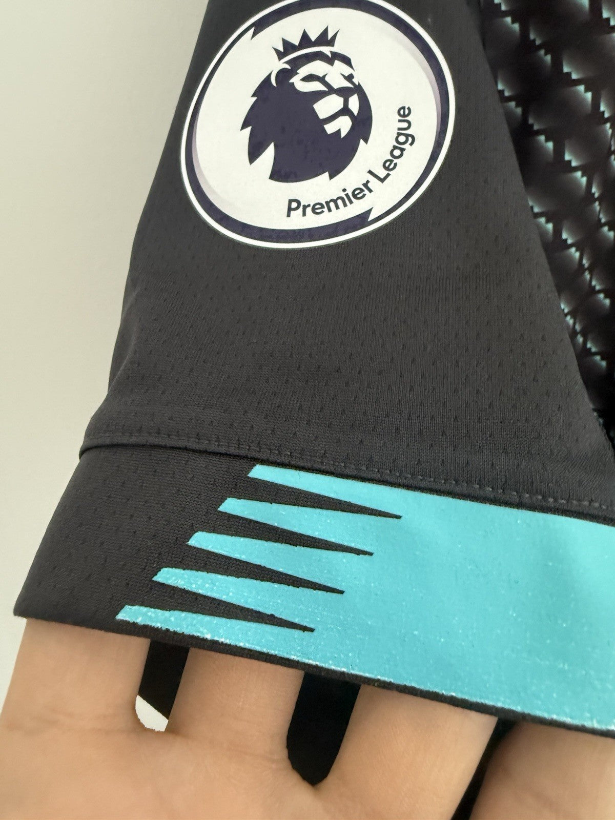 Liverpool Firmino #9 2019/20 Large 3rd Shirt Excellent Condition MT930023