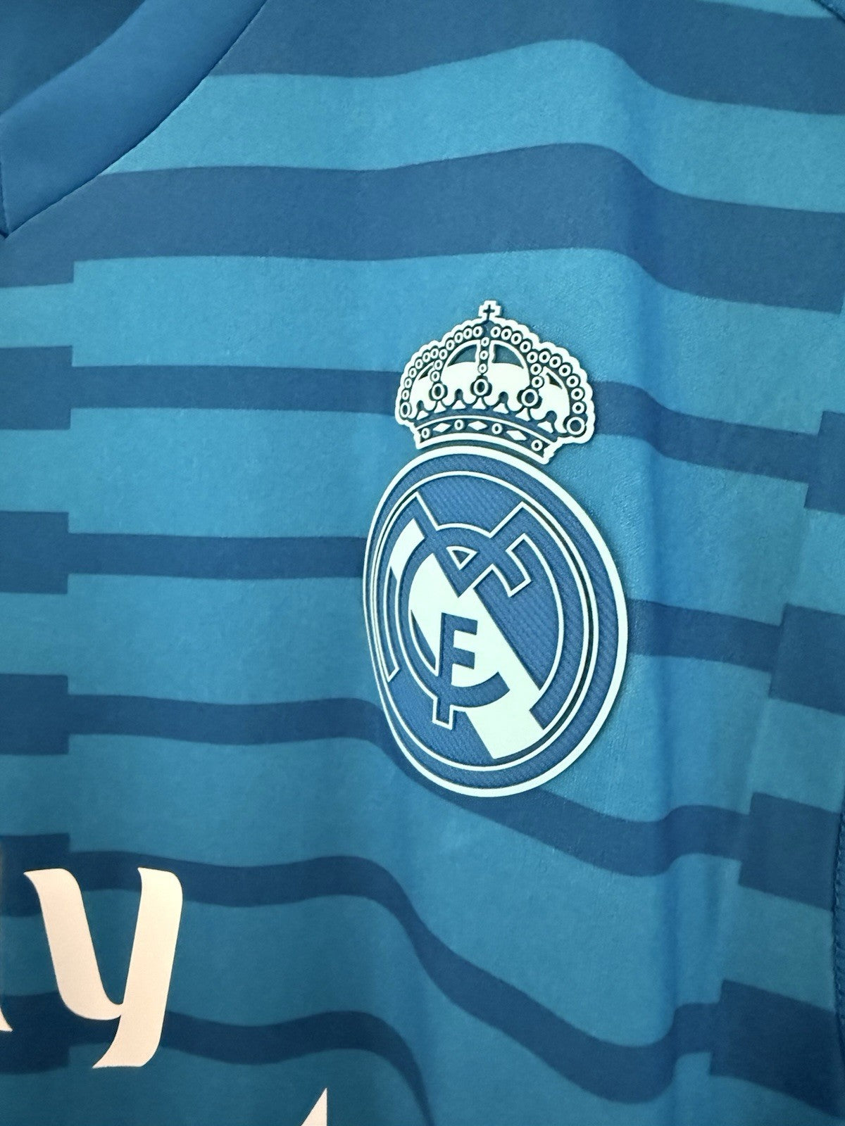 Real Madrid Courtois #25 2018/19 Medium Home GK Shirt BNWT CG0564