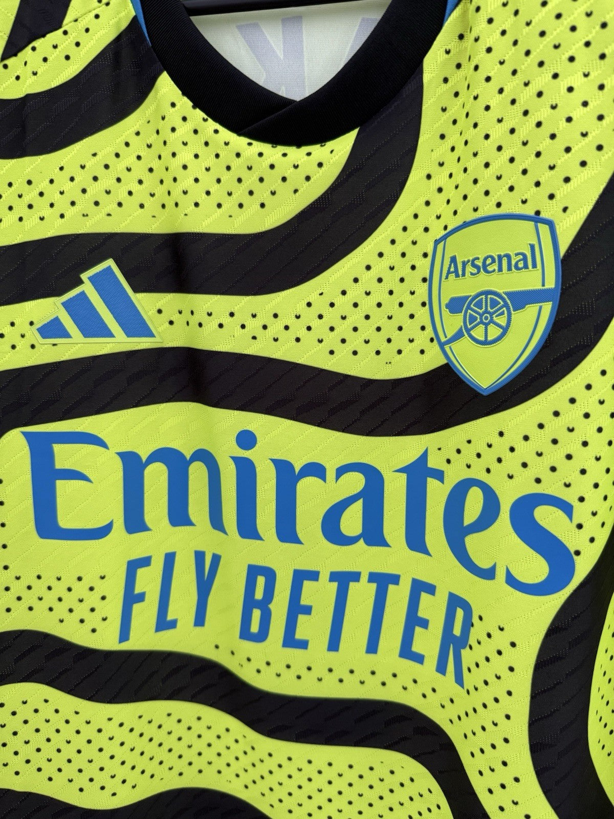 Arsenal Saka #7 2023/24 Medium Authentic Away Shirt Adidas BNWT HR6926