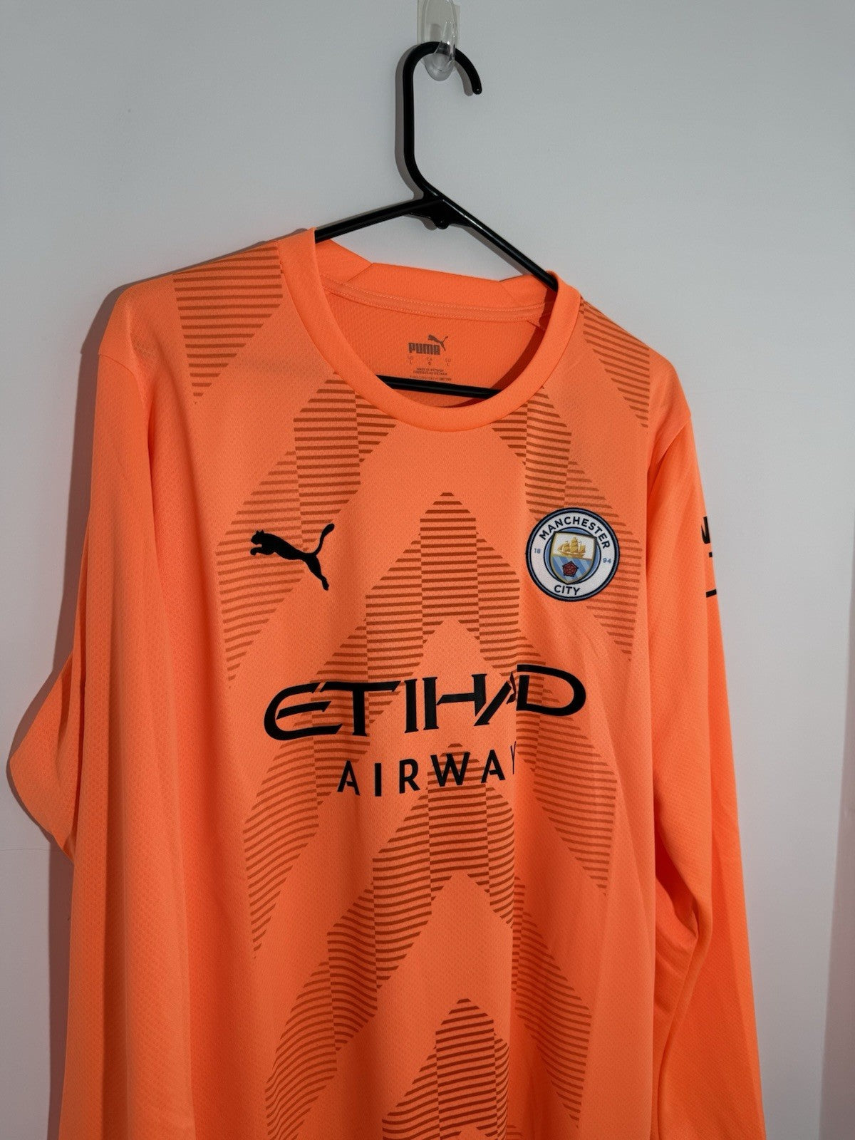 Manchester City Ederson M. #31 2022/23 Large 3rd Goalkeeper Shirt 765746-99