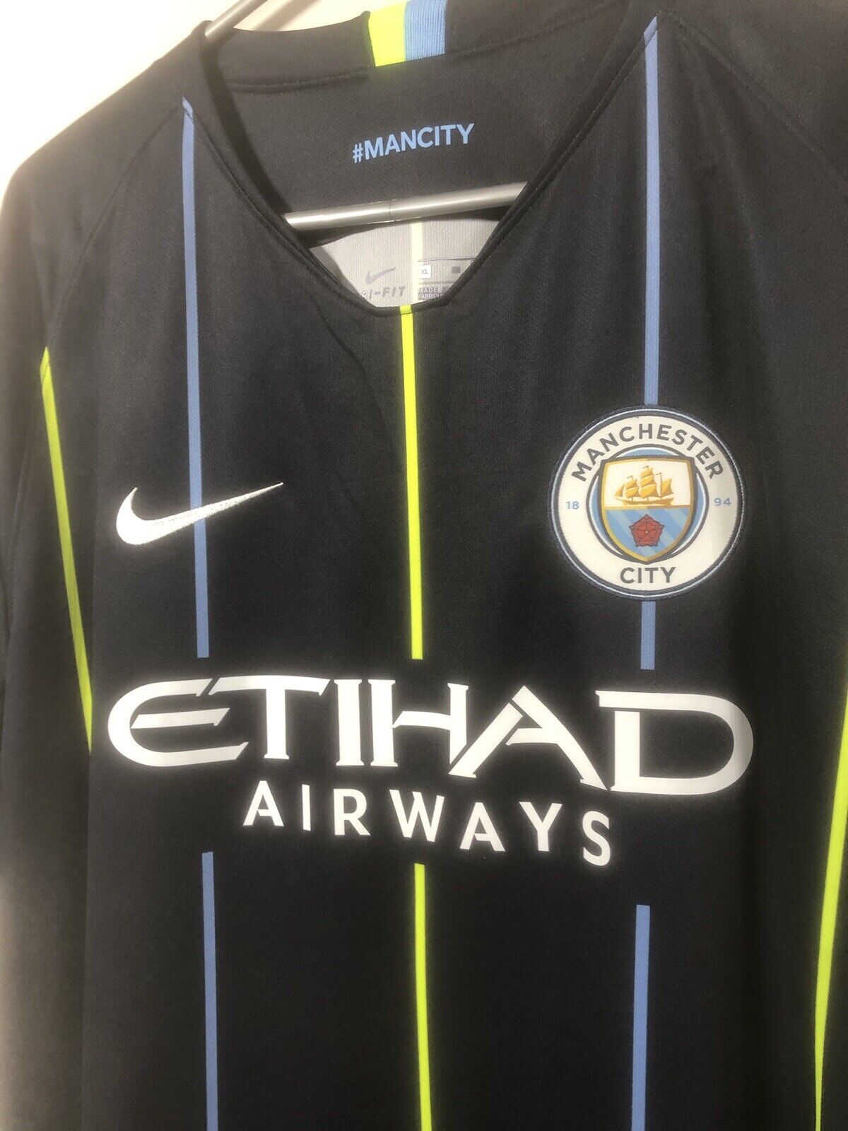 Kompany 4 Manchester City 2018 19 Xl Away Excellent Condition 919002 476