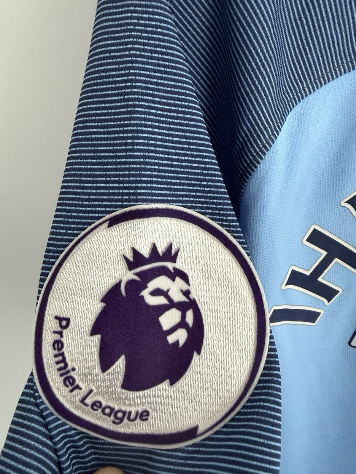 Manchester City Iheanacho #72 2016/17 Medium Home Excellent Condition 776907-489