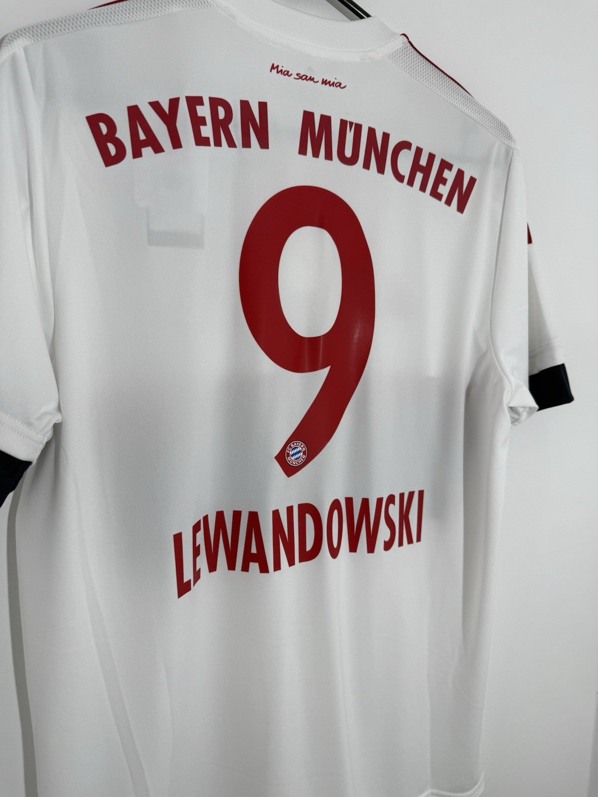 Bayern Munich Lewandowski #9 2015/16 Medium Away Shirt Adidas BNWT AH4790