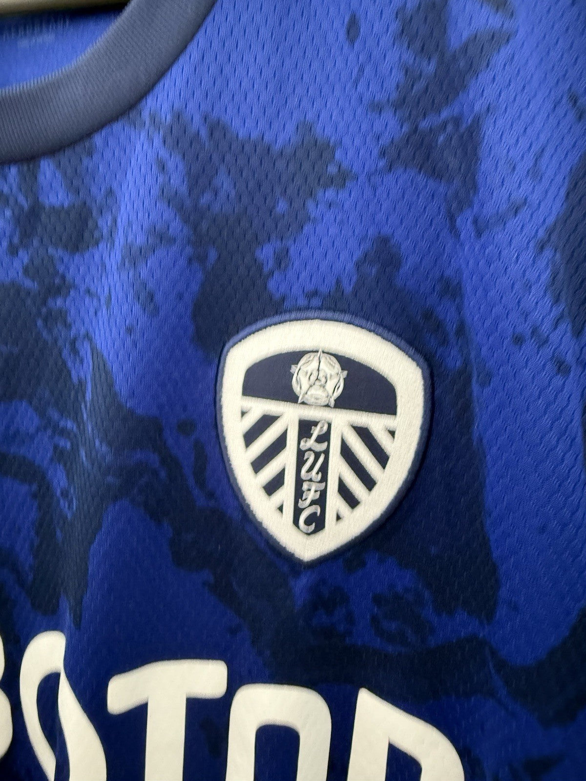 Leeds United Raphinha #10 2021/22 Large Away Shirt Excellent Condition H57060