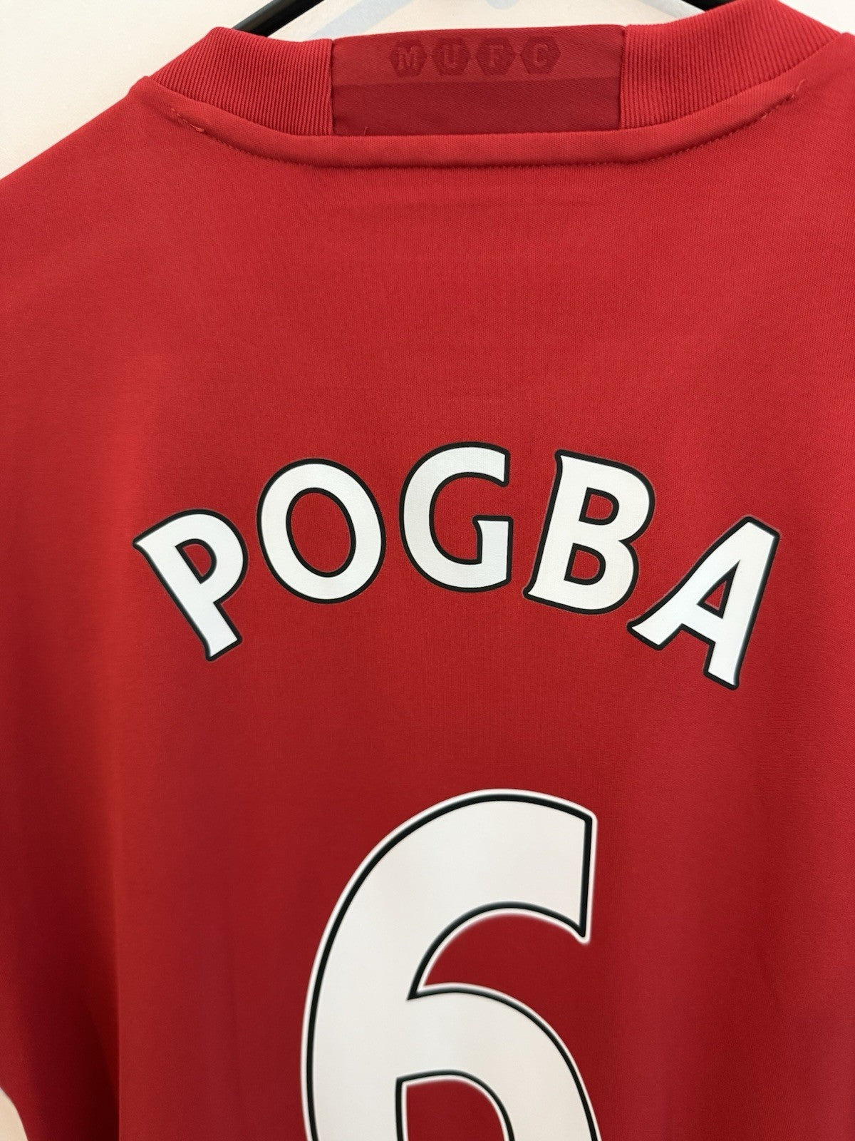 Manchester United Pogba #6 2016/17 Small Home Shirt Excellent Condition AI6720