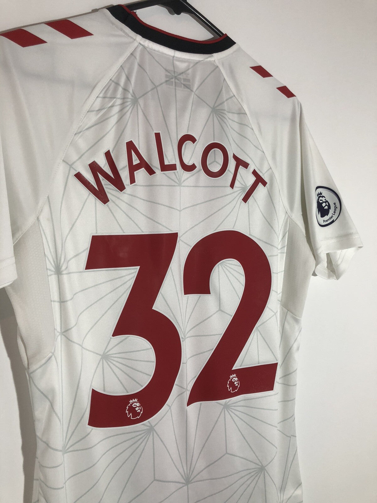 Southampton Walcott #32 2022/23 Small Home Hummel Excellent Condition