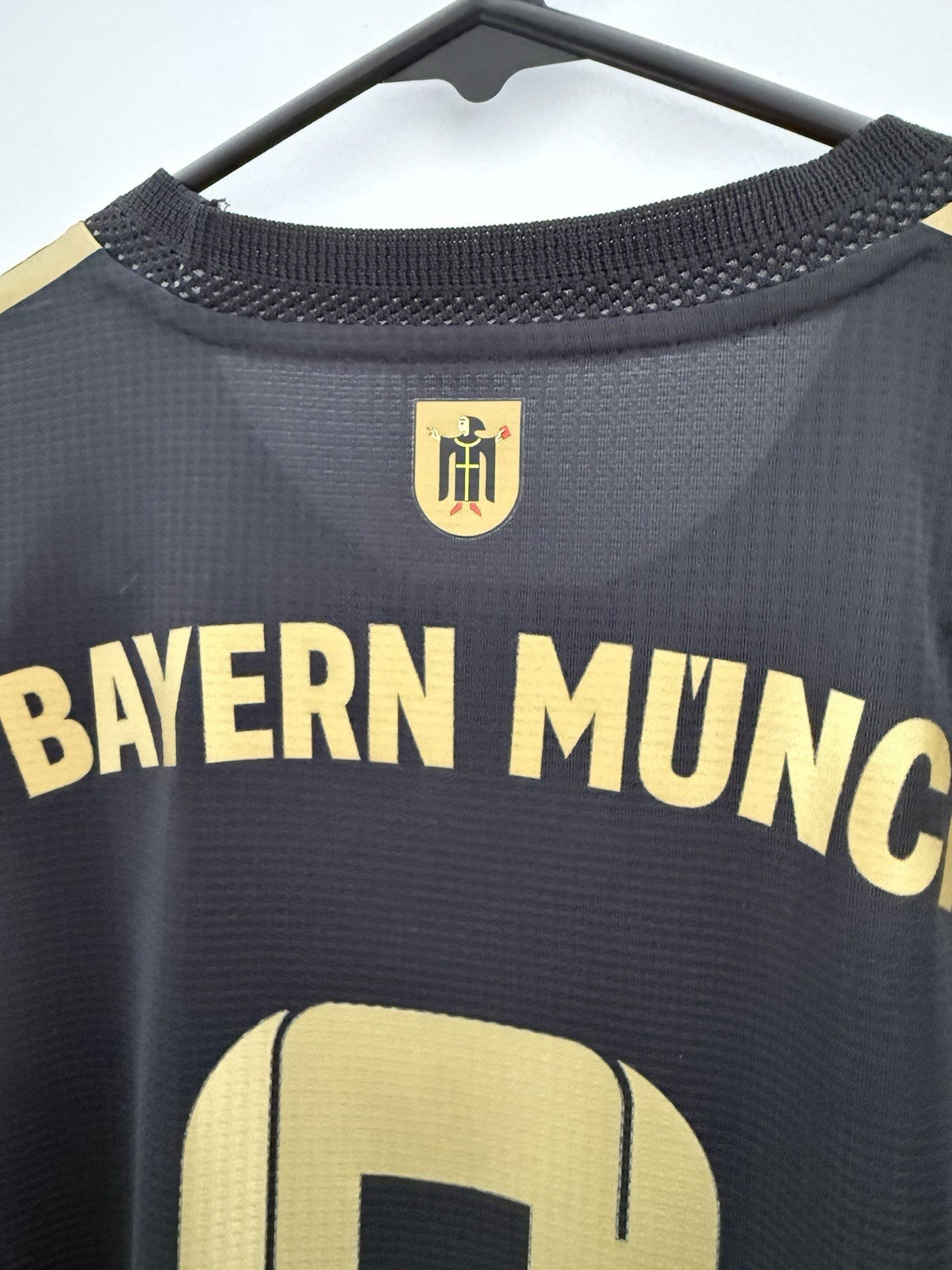 Bayern Munich Kimmich #6 2021/22 Large Authentic Away Excellent Condition GM5312