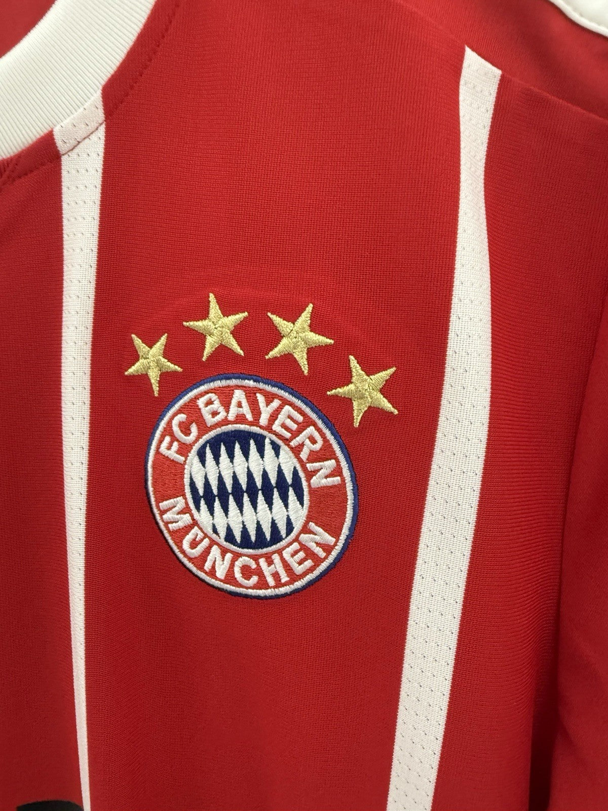 Bayern Munich Martinez #8 2017/18 Medium Home Shirt Adidas BNWT AZ7961