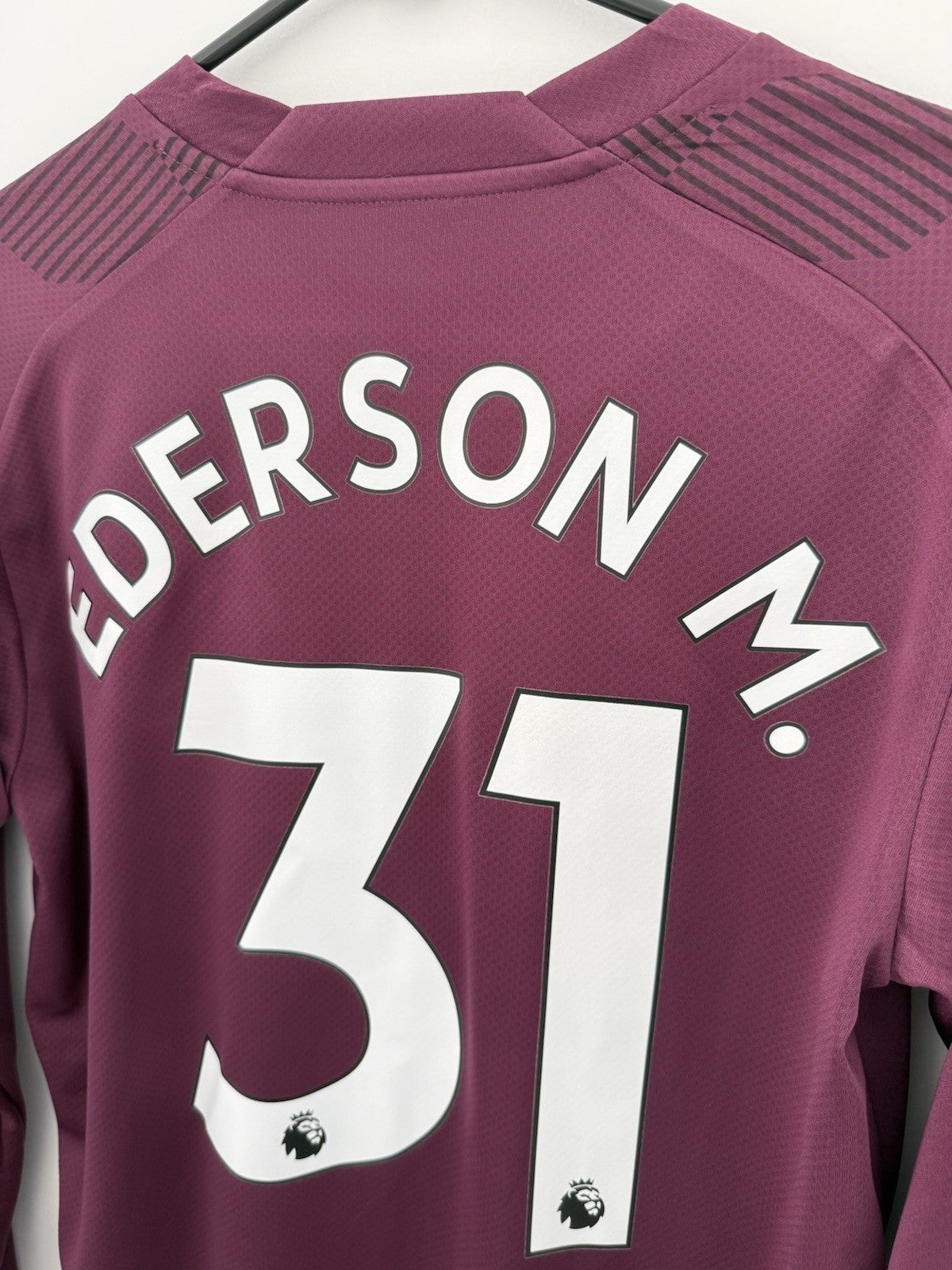 Man City Ederson #31 2022/23 Small Away GK Shirt Excellent Condition 765746-97